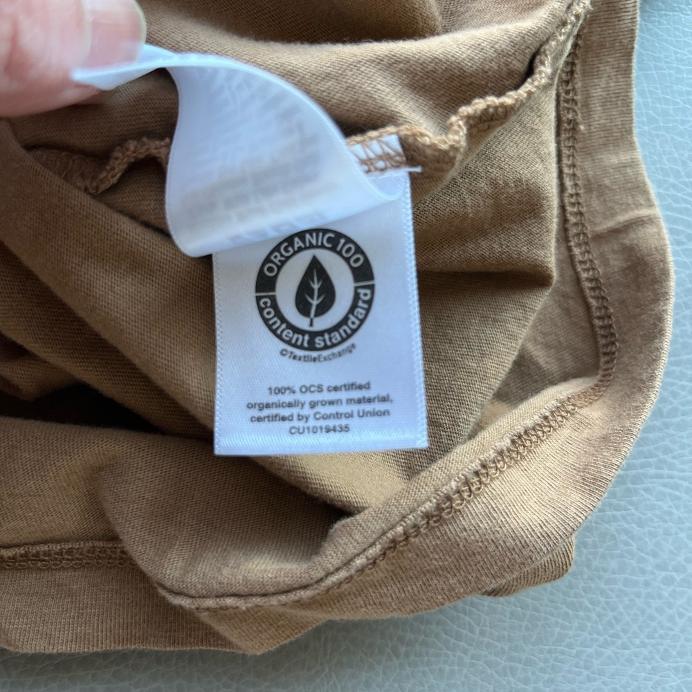 Everlane 100% organic cotton tee - Picture 3 of 4